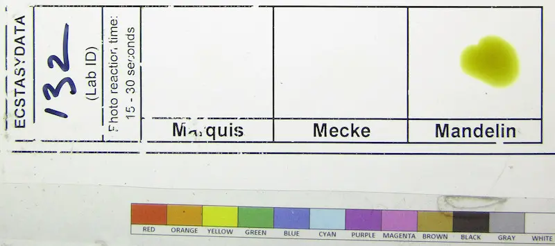 Testowanie odczynnikiem Mandelin często daje niejasne wyniki. Źródło: drugsdata.org