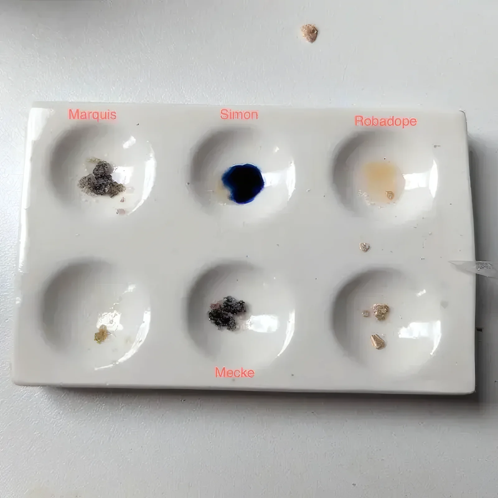 MDA vs MDMA: czym się różnią i jak je odróżnić